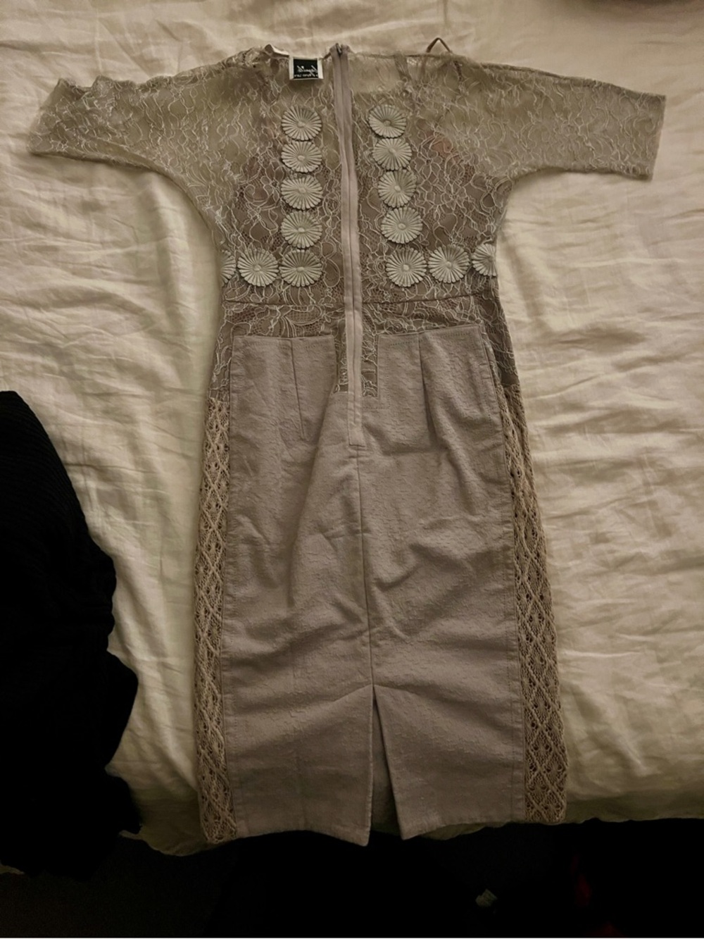 ANTHRO Byron Lars Pale Gray Lace Midi Dress with Self-Tie Waist - Picture 3 of 4